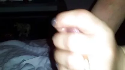 Un jeune sex granny amateur étalon espionné une milf et l'a baisée