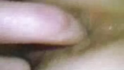 Sexe de groupe de chiennes blanches et de garçons exhib amateur noirs