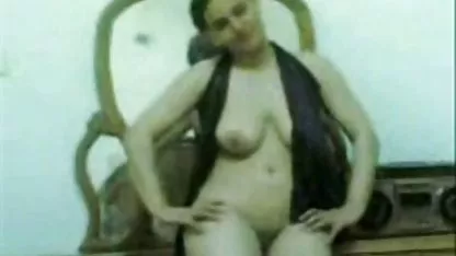 Maniac s'introduit dans l'appartement et baise free video amateur la maîtresse