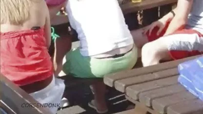 Vieux grand-père video sexe mateur baisé une jeune salope