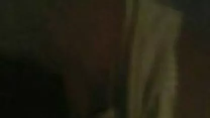 Fille suce le pénis de Bati dans un porno de qualité amateur french couple HD