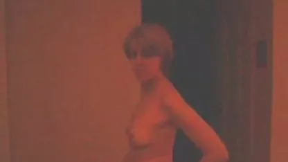 Femmes japonaises webcam porn amateur se donnent à toucher un homme pour la chatte et les seins