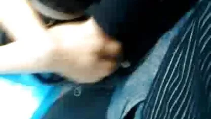 Bondage d'une brune amateur porn francais glamour et de sperme dans la bouche