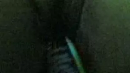 Alla accroupi et doigté mec video amateur tukif