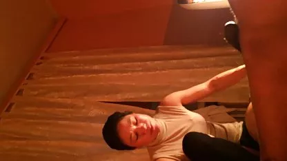 BDSM lesbienne: cousu la chatte d'une petite video echangiste amateur amie avec une aiguille chirurgicale