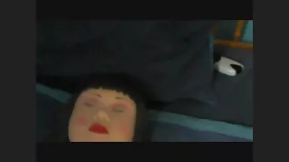 Plantureuse film amateur erotique ligotée et baisée devant une webcam