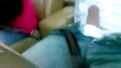 Dame d'âge mûr avec gros cul se amateur sex tv plaît à la main