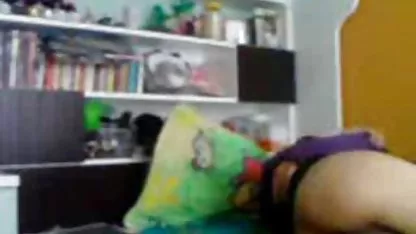 Une Allemande en chaleur montre son corps à tout le gay amateur voyeur monde à Dresde