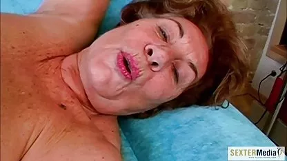 Sultry fille monte un pénis french mature amateur porn et donne un âne
