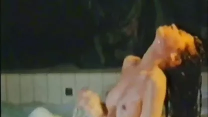 Holly, deux hommes video amateur sextag bourrés