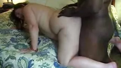 La nana a vu comment une amie se masturbe et youporn amateur l'a baisée