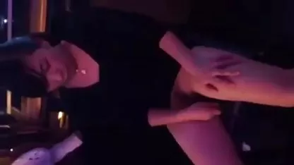 Hahal dans chatroulette amateur diverses poses baise un jeune chéri en anal