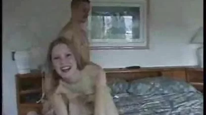 Grosse bite real couple amateur forte pour la jolie Helen