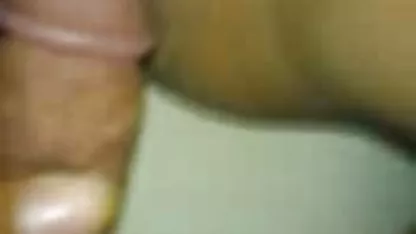 Asiatique cool caresse leur twat en compilation porno public porn amateur