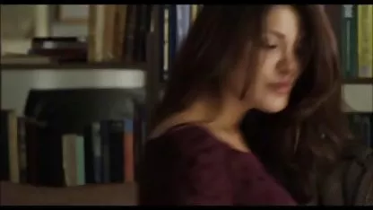 Un mec a attrapé une nana avec une autre et a sucé la bite d'un mec porn amteur