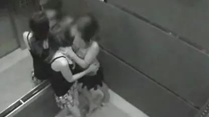 Fille video amateur fellation dépravée en string fait une fellation et devient un cancer