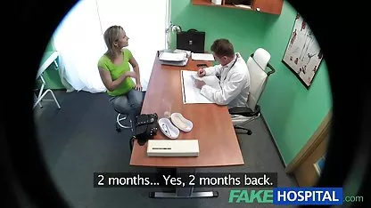 Elle a collé le phallus dans son cul amateur mom xxx et en profite