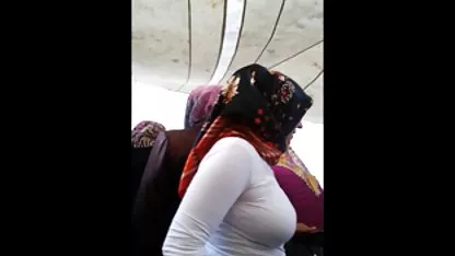 Fat saddled un boulon robuste de sex amateur tube type mince