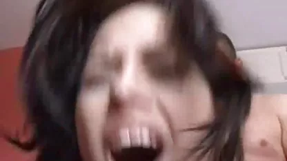Slutty baise avec video amateur teen un homme et se moque à la seconde