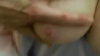 Gros seins bébé attrape double video amateur coquine pénétration haute