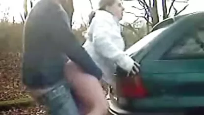 La blonde aux longues jambes sexeamateurfrancais donnait un point au gars
