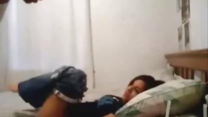 Pipe juteuse habile arab amateurs de brune avec de beaux seins